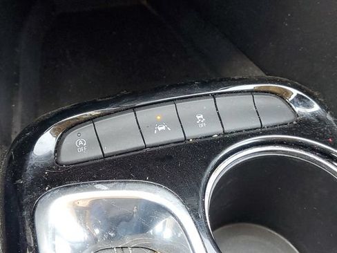 Used 2020 Buick Encore GX Preferred FWD image 23