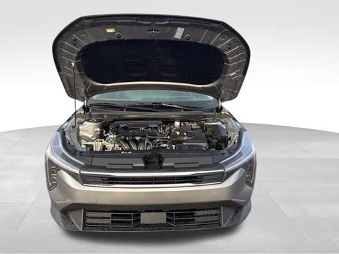 Certified 2025 Kia K4 FWD image 31