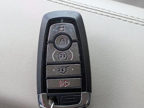 Used 2020 Lincoln Navigator Reserve w/ Luxury Package AWD/4WD image 33