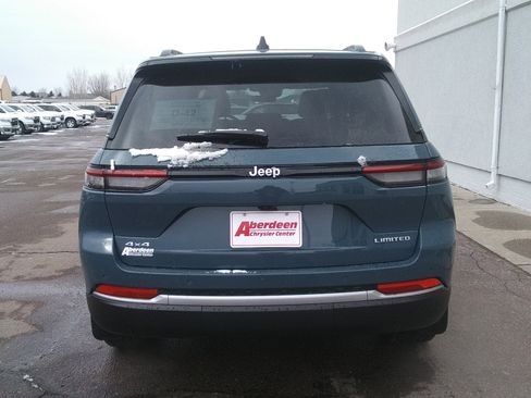 New 2026 Jeep Grand Cherokee Limited w/ Trailer Tow Package AWD/4WD image 6