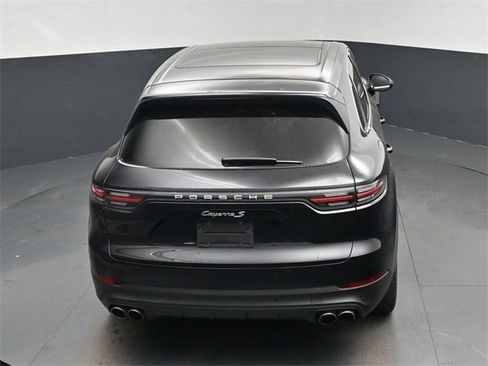 Used 2020 Porsche Cayenne S image 53