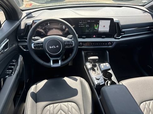 Certified 2025 Kia Sportage X-Pro Prestige AWD/4WD image 23