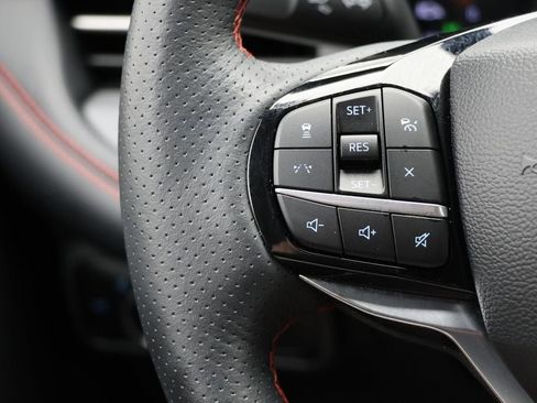 Used 2025 Ford Explorer ST-Line w/ ST-Line Street Pack image 20