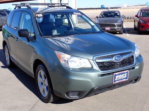 Used 2015 Subaru Forester 2.5i w/ Alloy Wheel Package image 6