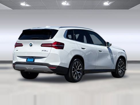 Used 2026 BMW X3 xDrive30i w/ Premium Package AWD/4WD image 9
