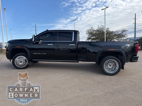 Used 2024 GMC Sierra 3500 Denali Ultimate image 4
