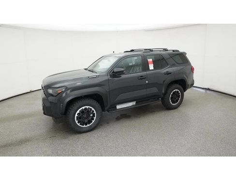 New 2025 Toyota 4Runner TRD Off-Road AWD/4WD image 2