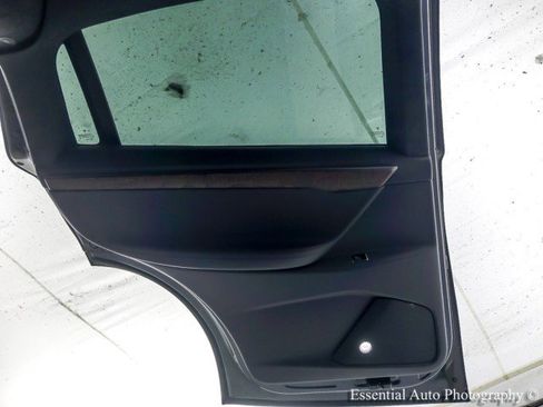 Used 2020 Tesla Model X Long Range image 39