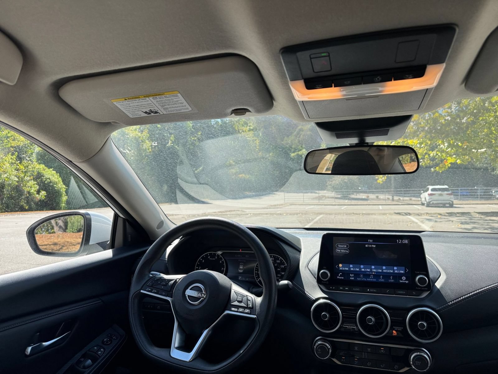 Used 2025 Nissan Sentra SV FWD image 30