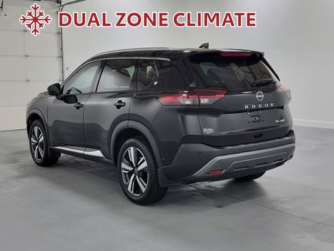 Used 2023 Nissan Rogue SL w/ SL Premium Package image 7