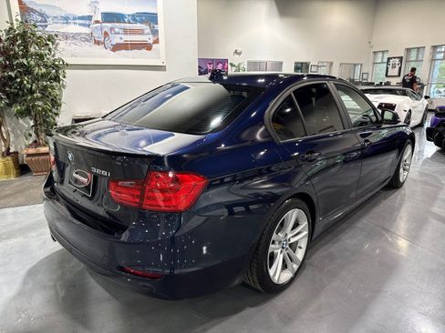 Used 2013 BMW 328i xDrive Sedan AWD/4WD image 30