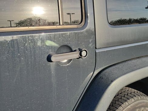 Used 2017 Jeep Wrangler Unlimited Sport w/ Max Tow Package image 26