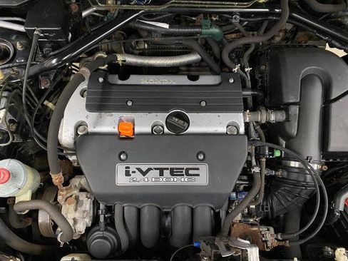 Used 2004 Honda CR-V EX image 9