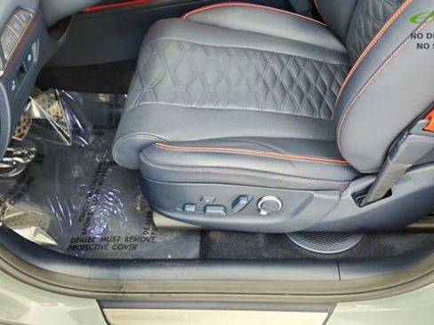 Used 2025 Genesis GV80 3.5T e-SC AWD/4WD image 34