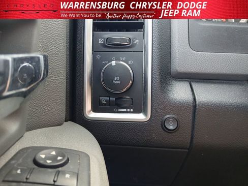 Used 2016 RAM 1500 Big Horn image 25