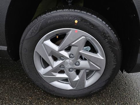 New 2026 Hyundai Kona SE image 9