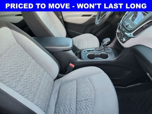 Used 2022 Chevrolet Equinox LS w/ LPO, Floor Liner Package FWD image 19
