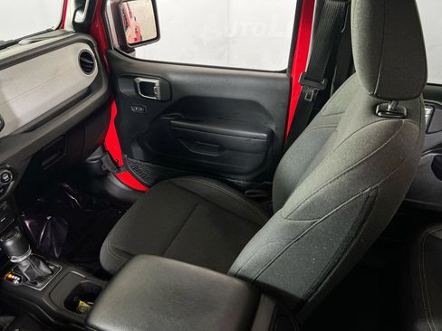 Used 2024 Jeep Gladiator Sport image 22