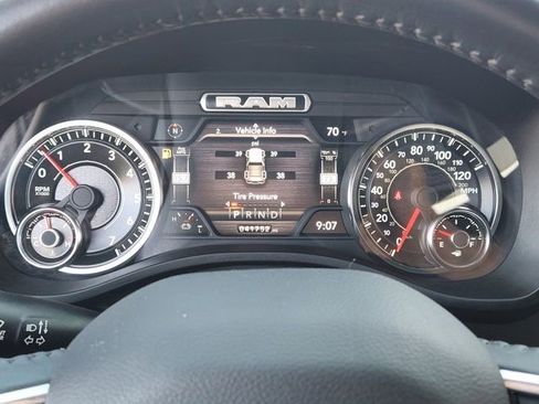 Used 2023 RAM 1500 Laramie w/ Off Road Group image 7