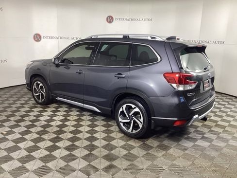 Used 2023 Subaru Forester Touring image 6