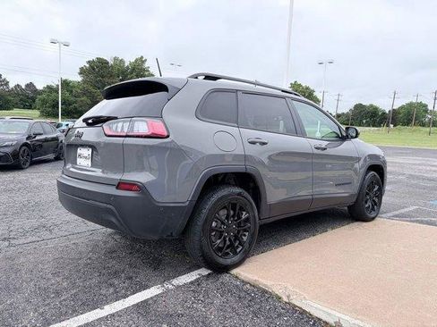 Used 2023 Jeep Cherokee Altitude Lux AWD/4WD image 6