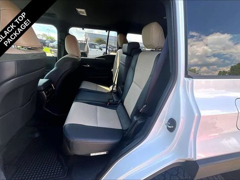 Used 2025 Lexus GX 550 AWD/4WD image 26