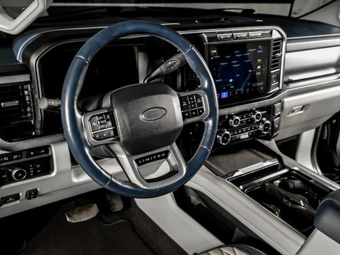 Used 2024 Ford F350 Limited w/ FX4 Off-Road Package AWD/4WD image 15