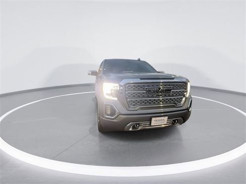 Used 2021 GMC Sierra 1500 Denali w/ Denali Ultimate Package image 3