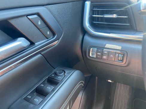 Used 2025 GMC Terrain Elevation AWD/4WD image 20