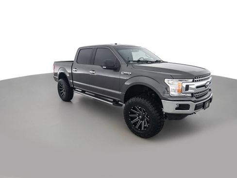 Used 2018 Ford F150 XLT w/ Equipment Group 302A Luxury image 3
