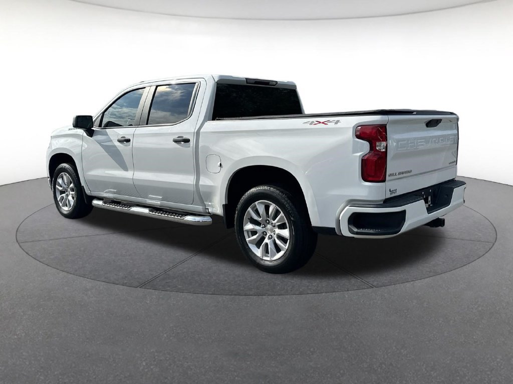 Used 2021 Chevrolet Silverado 1500 Custom AWD/4WD image 3