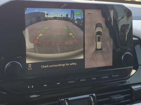 New 2025 Nissan Pathfinder SL image 20