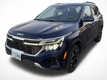 Used 2024 Kia Seltos EX