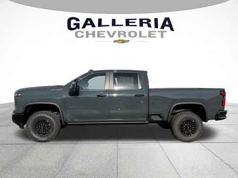 New 2026 Chevrolet Silverado 2500 ZR2 AWD/4WD image 4