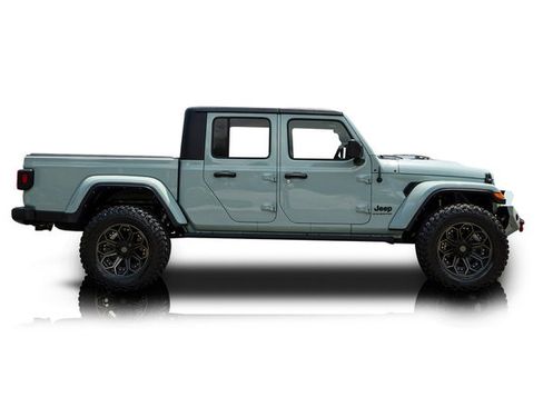 Used 2023 Jeep Gladiator Sport AWD/4WD image 2