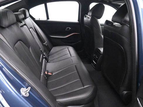 Used 2025 BMW 330i xDrive Sedan image 17