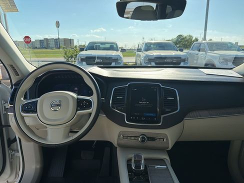 Used 2023 Volvo XC90 B6 Ultimate w/ Protection Package Premier AWD/4WD image 24