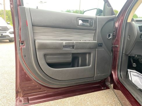 Used 2019 Ford Flex SEL w/ Equipment Group 202A AWD/4WD image 11