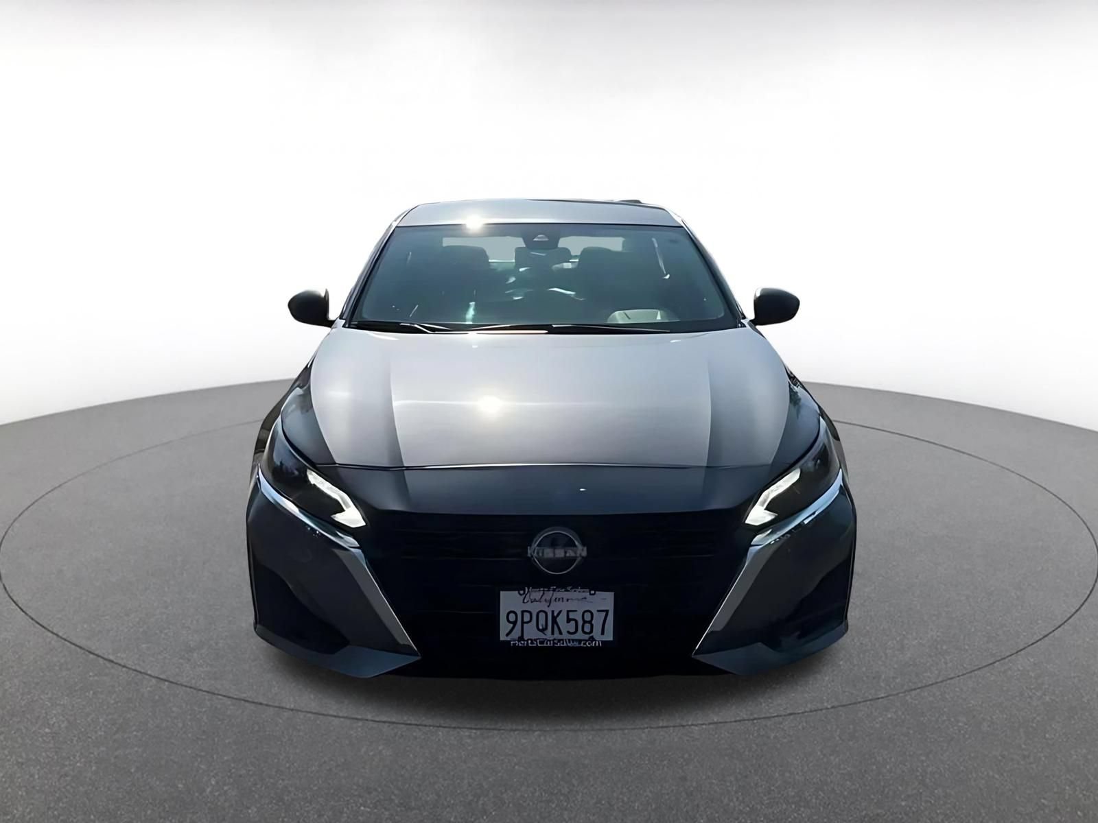 Used 2025 Nissan Altima 2.5 SV FWD image 4