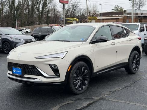 New 2026 Buick Envista Sport Touring w/ Studio Series image 4