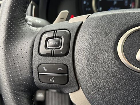 Used 2018 Lexus IS 350 image 23