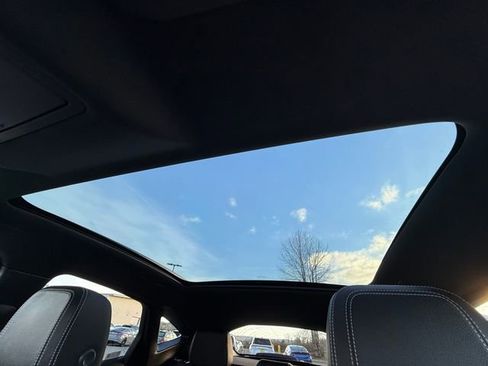 Used 2020 Jaguar E-PACE R-Dynamic SE image 30