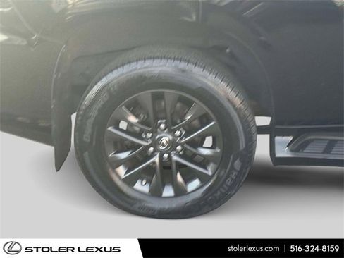Certified 2023 Lexus GX 460 Premium image 7