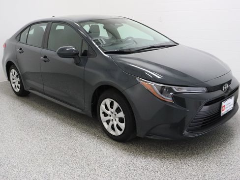 Certified 2026 Toyota Corolla LE FWD image 4