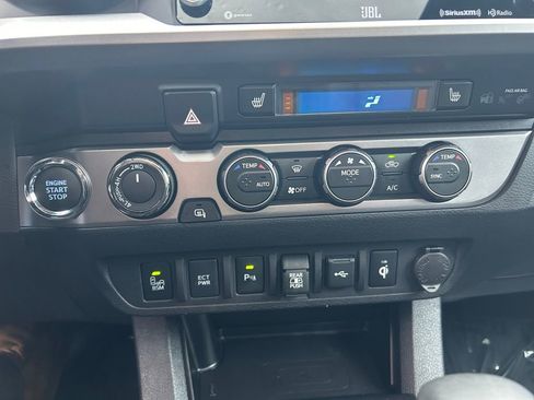 Used 2023 Toyota Tacoma Limited image 35