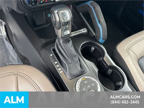 Used 2022 Ford Bronco Wildtrak image 37