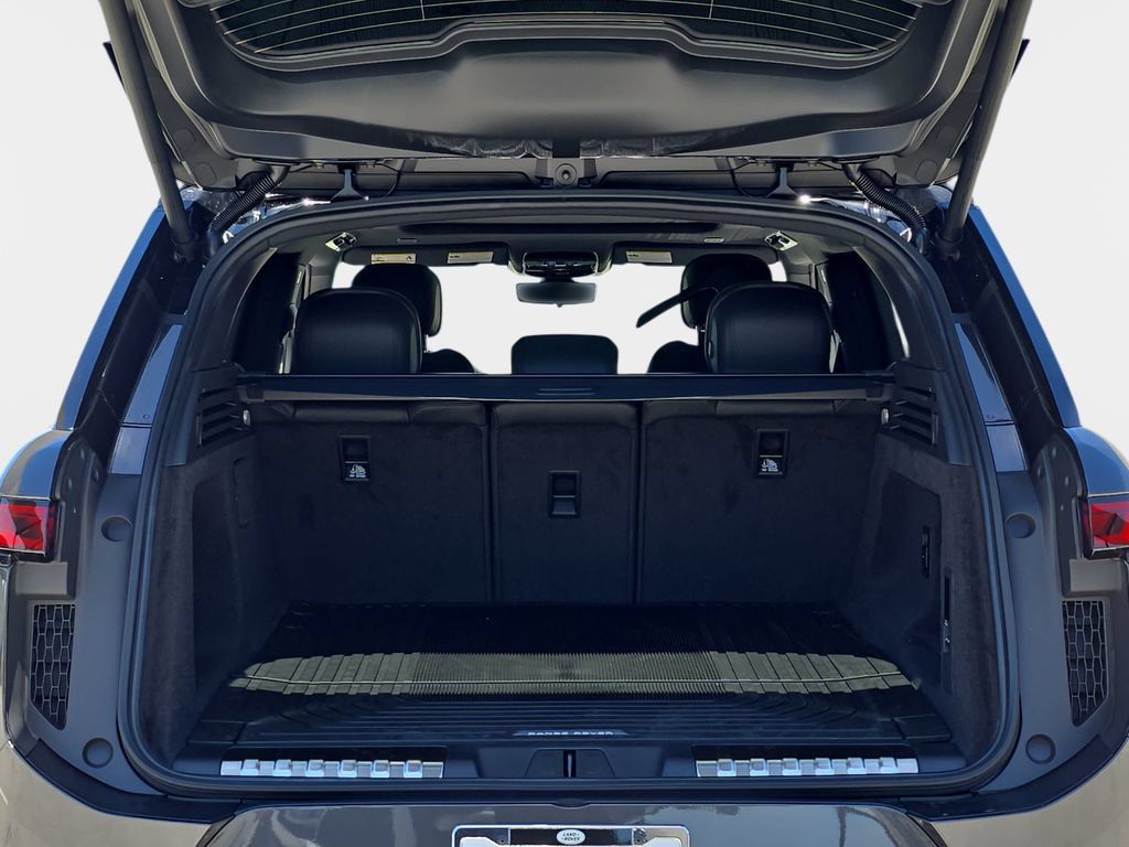 New 2026 Land Rover Range Rover Sport Dynamic SE AWD/4WD image 12