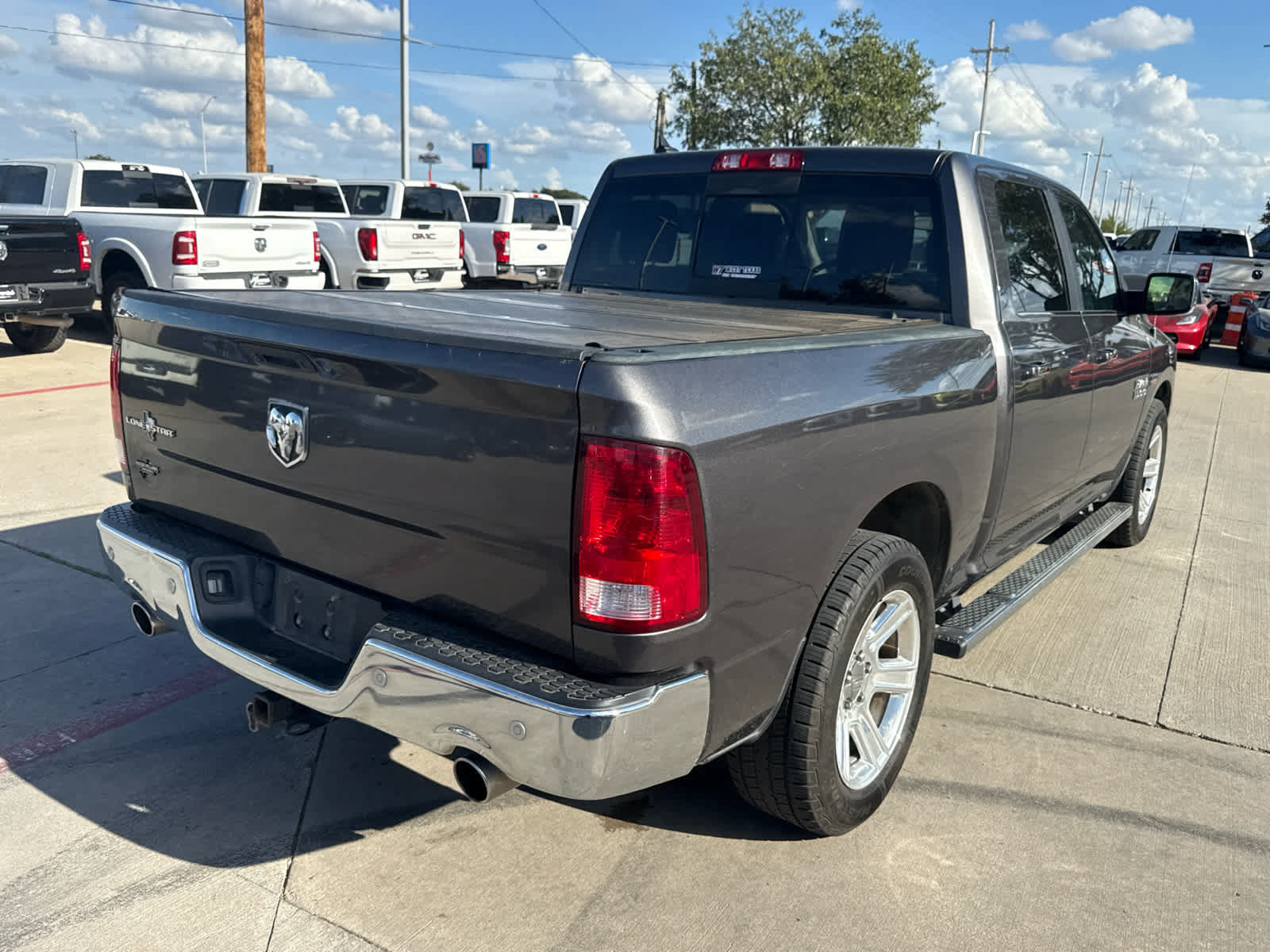 Used 2018 RAM 1500 Lone Star RWD image 3