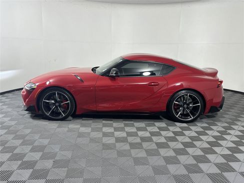 Used 2020 Toyota Supra Premium w/ Driver Assist Package RWD image 4