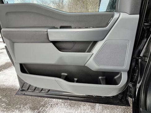 Used 2023 Ford F150 XLT RWD image 9
